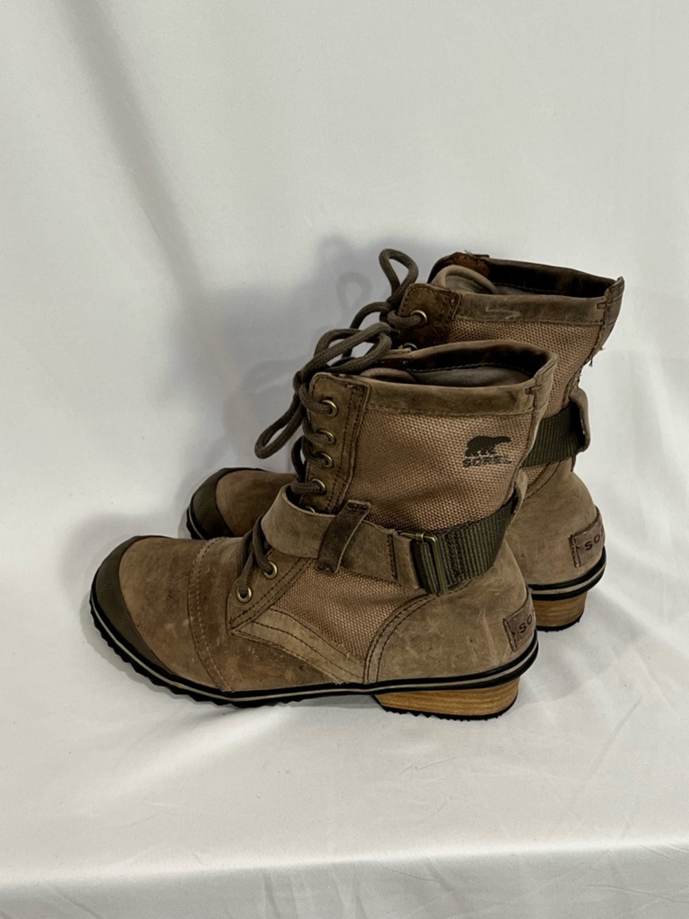 Sorel Slimboot Lace Mid Casual Winter Boots Women’s 7.5